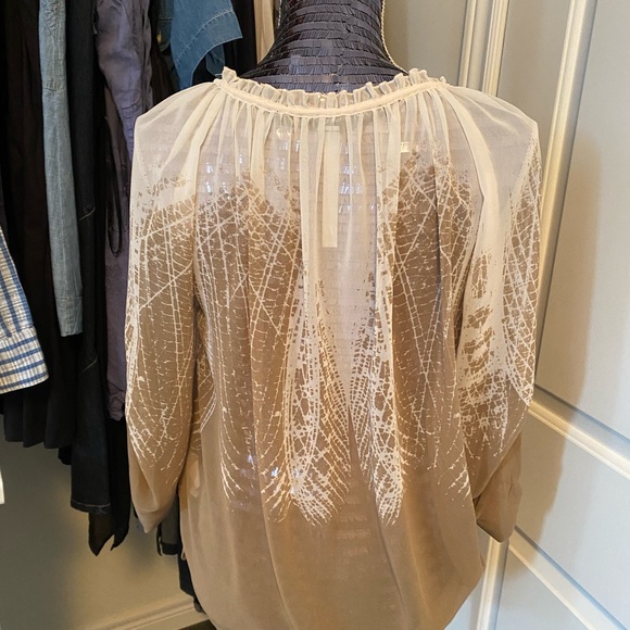 3/$30 Kensie sheer blouse - Picture 3 of 6